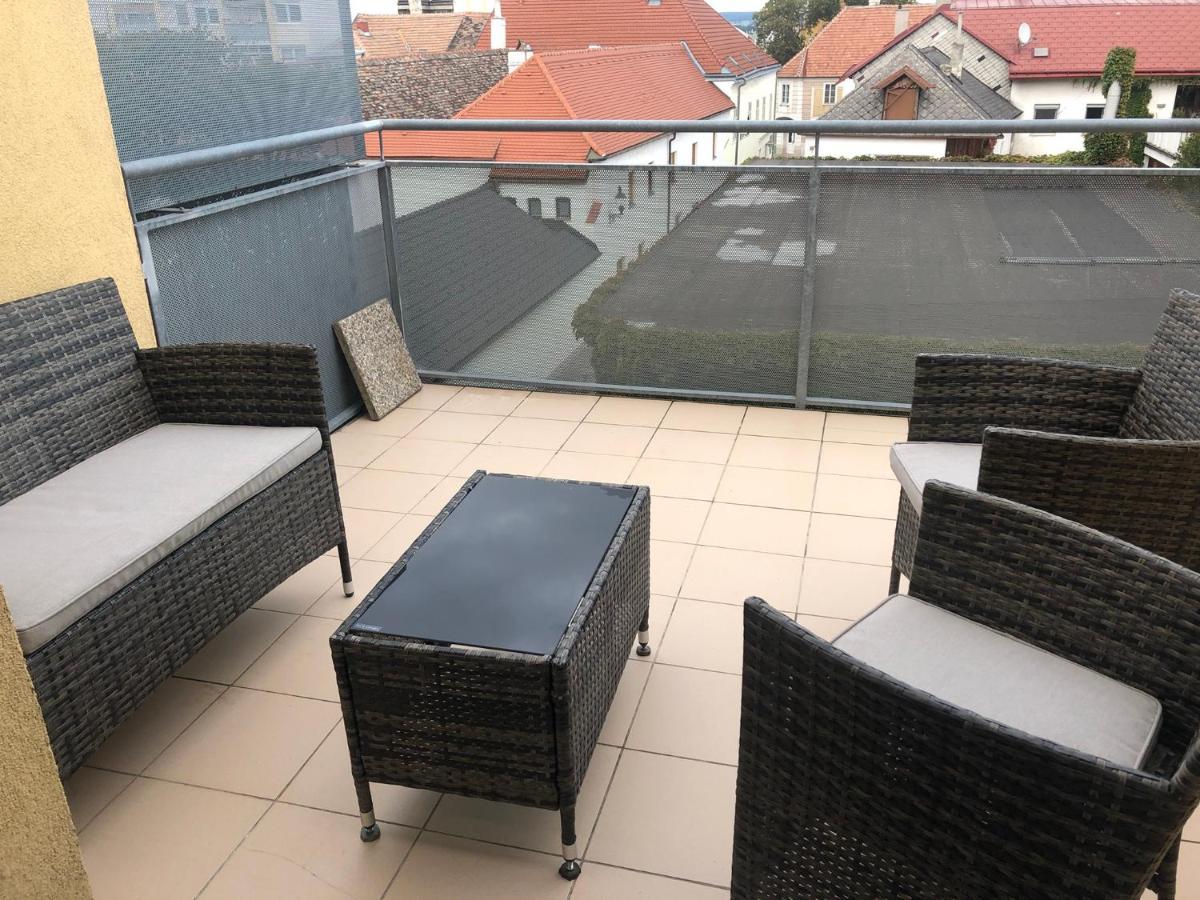 Mf City Apartment Korneuburg Exterior foto